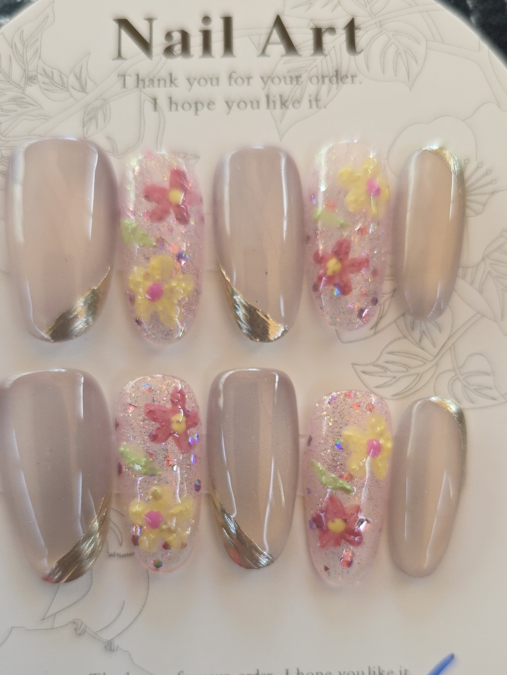 Neutral Beige Floral Press-On Nail Set